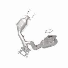 Load image into Gallery viewer, MagnaFlow Direct Fit Catalytic Converter 00-03 Ford Taurus 3.0L