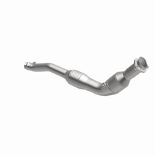 Load image into Gallery viewer, MagnaFlow Direct Fit Catalytic Converter 2014-2016 Land Rover LR4 V6 3 OEM Underbody
