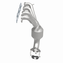 Load image into Gallery viewer, MagnaFlow Direct Fit Catalytic Converter 2004-2005 Colorado 2.8L