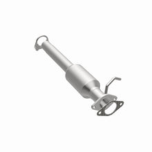 Load image into Gallery viewer, MagnaFlow Direct Fit Catalytic Converter 04-06 Toyota Outlander 2.4L