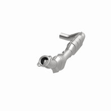 Load image into Gallery viewer, MagnaFlow Direct Fit Catalytic Converter 03-04 Exped 4.6L Driver Side OEM
