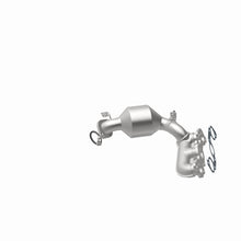 Load image into Gallery viewer, MagnaFlow Direct Fit Catalytic Converter 04-06 Toyota Sienna 3.3L