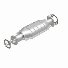 Load image into Gallery viewer, MagnaFlow Direct Fit Catalytic Converter 05-10 Kia Sportage 2.7L