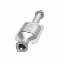 Load image into Gallery viewer, MagnaFlow Direct Fit Catalytic Converter 97-98 Sonata 2.0L 4Cyl.