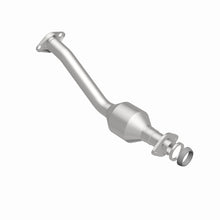 Load image into Gallery viewer, MagnaFlow Direct Fit Catalytic Converter 2012-2013 JUKE 1.6L Underbody