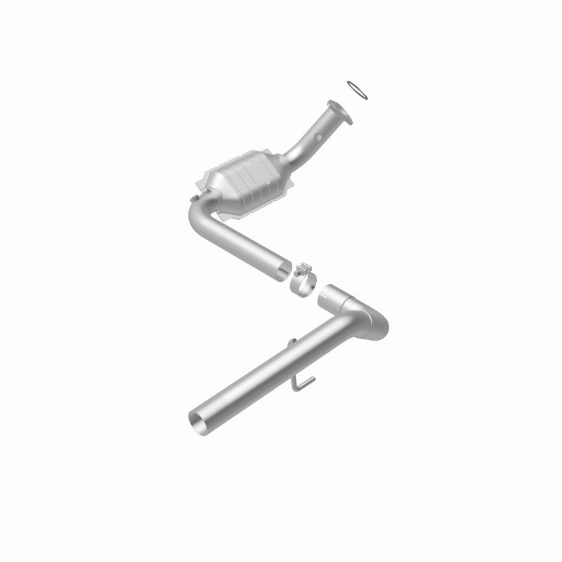 MagnaFlow Direct Fit Catalytic Conv 02-06 Cadillac Escalade / 02-06 GM Yukon (Inc Denali) 6.0L D/S