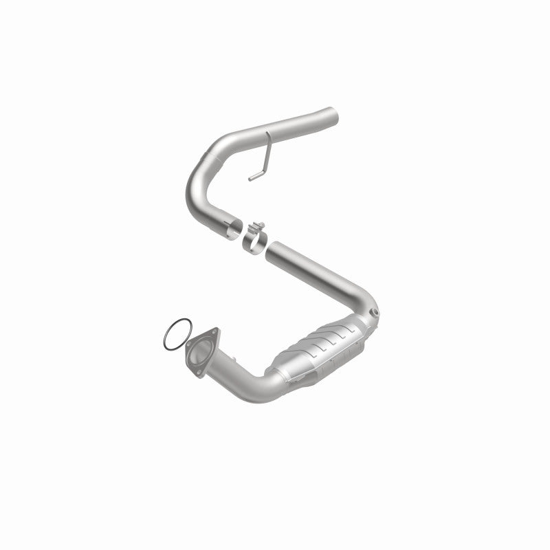 MagnaFlow Direct Fit Catalytic Conv 02-06 Cadillac Escalade / 02-06 GM Yukon (Inc Denali) 6.0L D/S
