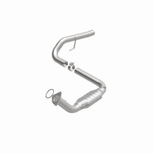 Load image into Gallery viewer, MagnaFlow Direct Fit Catalytic Conv 02-06 Cadillac Escalade / 02-06 GM Yukon (Inc Denali) 6.0L D/S