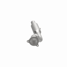 Load image into Gallery viewer, MagnaFlow Direct Fit Catalytic Converter OEM 2004-2006 Chrysler Pacifica Underbody
