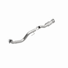 Load image into Gallery viewer, MagnaFlow Direct Fit Catalytic Converter 03-07 GM 2500/3500 P/S OEM