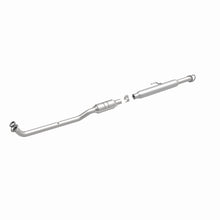 Load image into Gallery viewer, MagnaFlow Direct Fit Catalytic Converter 2012-2014 CAMRY 2.5L Underbody