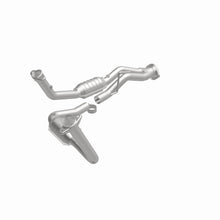 Load image into Gallery viewer, MagnaFlow Direct Fit Catalytic Converter 07-08 Jeep G/C OEM