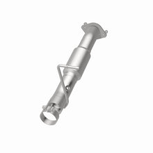 Load image into Gallery viewer, MagnaFlow Direct Fit Catalytic Converter 2001-2006 Chevrolet Silverado 3500