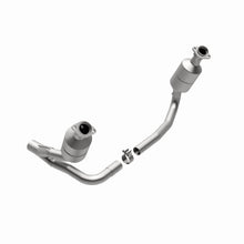 Load image into Gallery viewer, MagnaFlow Direct Fit Catalytic Converter 04 Dakota 3.7/4.7 4WD OEM