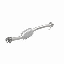 Load image into Gallery viewer, MagnaFlow DF Conv 02-05 Chevy Trail Blazer/GMC Envoy V6 4.2L 113in Wheelbase/02-04 Olds Bravada V6