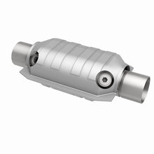 Load image into Gallery viewer, MagnaFlow Universal Catalytic Converter 3 W/Dual O2 Boss