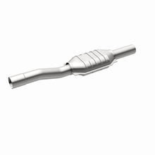 Load image into Gallery viewer, MagnaFlow Direct Fit Catalytic Converter 02-04 Jeep Grand Cherokee 4.0L Rear