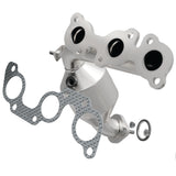 MagnaFlow Direct Fit Catalytic Converter 04-06 Toyota Sienna 3.3L