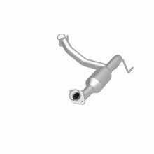 Load image into Gallery viewer, MagnaFlow Direct Fit Catalytic Converter 10-12 Toy FJ/4Runner 4.0L