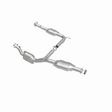 Load image into Gallery viewer, MagnaFlow DF Catalytic Conv 02-03 Ford Explorer 4.0L / 02-03 Mercury Mountaineer 4.0L (California)