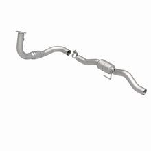 Load image into Gallery viewer, MagnaFlow Direct Fit Catalytic Converter 01-02 2500HD 8.1 Driver Side