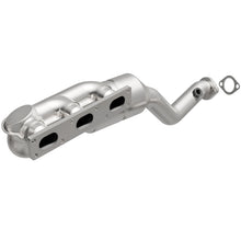 Load image into Gallery viewer, MagnaFlow Direct Fit Catalytic Converter BMW 5 99-00 Front