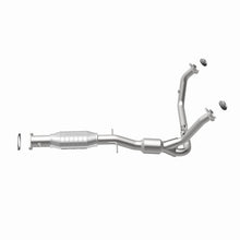 Load image into Gallery viewer, MagnaFlow Direct Fit Catalytic Converter Chevy S-10 00-02 OEM