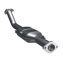 Load image into Gallery viewer, MagnaFlow Direct Fit Catalytic Converter 04-06 Toyota Tundra 4.7L Passenger Side Front