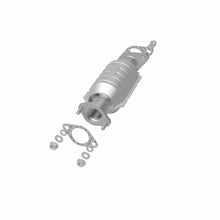 Load image into Gallery viewer, MagnaFlow Direct Fit Catalytic Converter 01-03 Rio 1.5/1.6 Rear