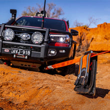 Load image into Gallery viewer, ARB Weekender Recovery Kit Incl 17600lb Recovery Strap/4.75T Shackles
