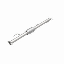 Load image into Gallery viewer, MagnaFlow Direct Fit Catalytic Converter 00-04 Tundra Rear 3.4L