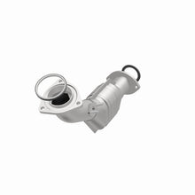 Load image into Gallery viewer, MagnaFlow Direct Fit Catalytic Converter 02-04 Tacoma 3.4L front 50S