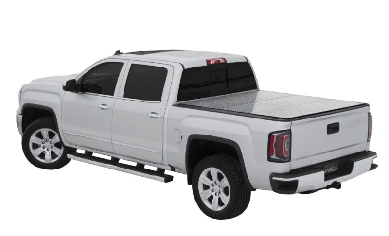 Access LOMAX Pro Series Tri-Fold Cover 2020 Jeep Gladiator 5ft Box (w/Trail Rail) - Blk Diamond Mist AJ-USA, Inc