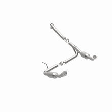 Load image into Gallery viewer, MagnaFlow Direct Fit Catalytic Converter OEM 2004-2005 Ford Explorer/Mercury Mountaineer Underbody