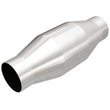 Load image into Gallery viewer, MagnaFlow Universal Catalytic Converter 2.50inch Long Body Spun