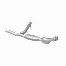 Load image into Gallery viewer, MagnaFlow Direct Fit Catalytic Converter 01 Ford F-150 4.2L
