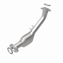 Load image into Gallery viewer, MagnaFlow Direct Fit Catalytic Converter 02-04 Tacoma 2.4L front 50S