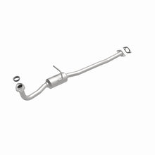 Load image into Gallery viewer, MagnaFlow Direct Fit Catalytic Converter Geo-Suzuki 89 94