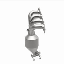 Load image into Gallery viewer, MagnaFlow Direct Fit Catalytic Converter 08 Saturn Astra 1.8L Manifold (49 State)
