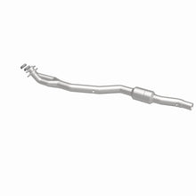 Load image into Gallery viewer, MagnaFlow Direct Fit Catalytic Converter 97-98 BMW 540I / 97-98 740I / 96-98 740IL 4.4L D/S