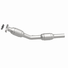 Load image into Gallery viewer, MagnaFlow Direct Fit Catalytic Converter Converter 05-08 Toyota Corolla 1.8L