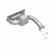Load image into Gallery viewer, MagnaFlow Direct Fit Catalytic Converter 00-03 Ford Taurus 3.0L