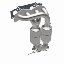 Load image into Gallery viewer, MagnaFlow Direct Fit Catalytic Converter 01-03 Toyota RAV4 2.0L