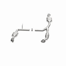 Load image into Gallery viewer, MagnaFlow DF Catalytic Conv 02-03 Ford Explorer 4.0L / 02-03 Mercury Mountaineer 4.0L (California)