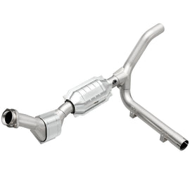 MagnaFlow Direct Fit Catalytic Converter 97-98 Ford F-150 Pickup 4.2L P/S 4WD