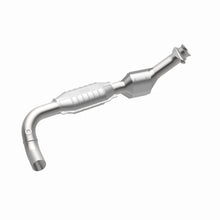 Load image into Gallery viewer, MagnaFlow Direct Fit Catalytic Converter 01-03 Ford E150 4.2L D/S