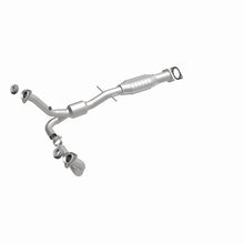 Load image into Gallery viewer, MagnaFlow Direct Fit Catalytic Converter 00-03 Chevy S-10 4.3L