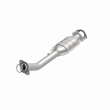 Load image into Gallery viewer, MagnaFlow Direct Fit Catalytic Converter 07 Titan 5.6L D/S rr OEM