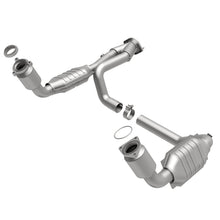 Load image into Gallery viewer, MagnaFlow DF Cat Conv Chevy/GMC Avalanche/Sierra/Silverado/Suburban/Yukon XL 1500 / Tahoe/Yukon 5.3L