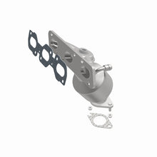 Load image into Gallery viewer, MagnaFlow Direct Fit Catalytic Converter 01-05 Ford Escape 3.0L